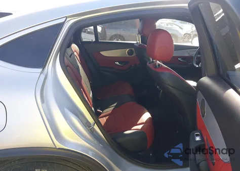 2019 Mercedes-Benz Glc Coupe 300 4Matic z USA, uszkodzony, nr VIN WDC0J4KB2KF606042